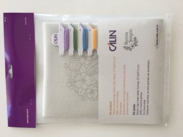 BERRİN ŞENGÖZ BAŞLANGIÇ  NAKIŞ KİTİ / KELEBEKLİ KIZ